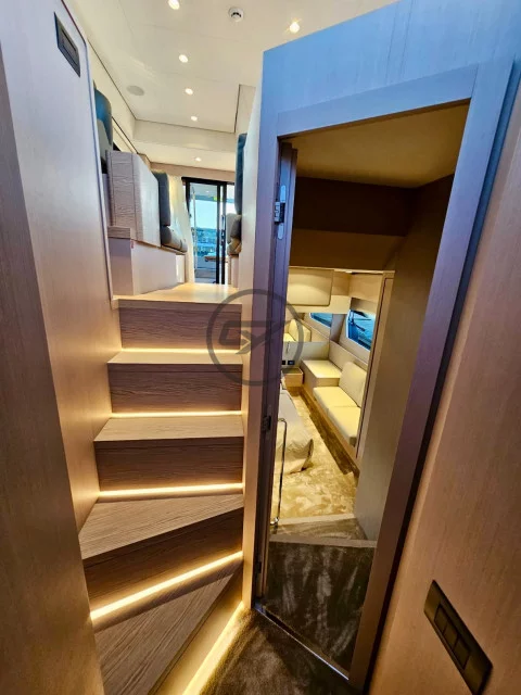 Ferretti 500 Exterior (img-19)