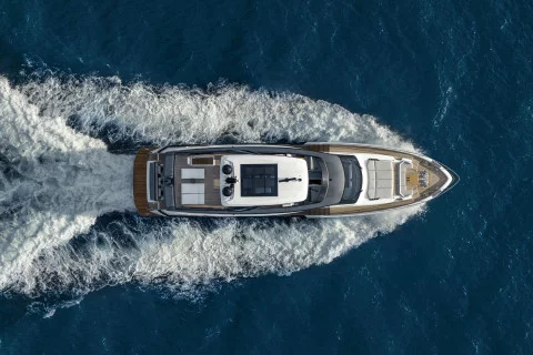 Ferretti 940 Exterior (img-5)