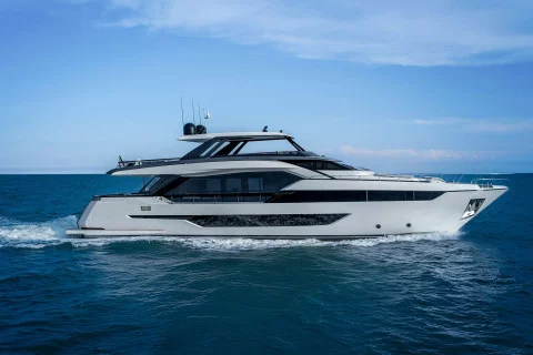 Ferretti 940 Exterior (img-1)