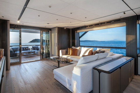 Ferretti 940 New Exterior (img-2)