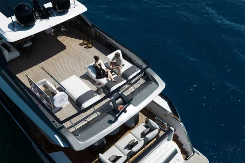 Ferretti 940 Exterior (img-10)