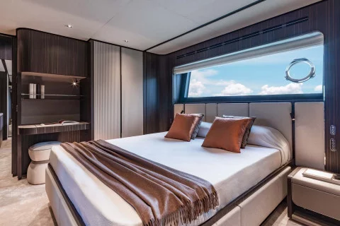 Ferretti 940 Exterior (img-13)