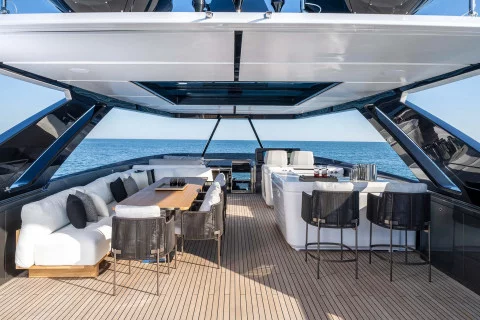 Ferretti 940 Exterior (img-15)