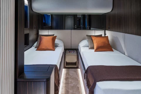 Ferretti 940 Exterior (img-22)