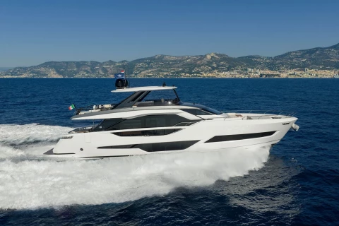 Ferretti 800 Exterior (img-5)