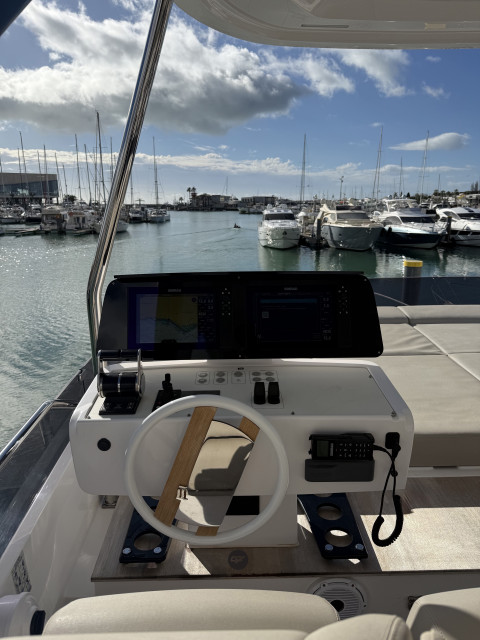 Ferretti 580 (2023) Exterior (img-15)