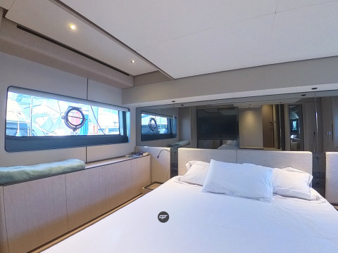 Ferretti 580 (2023) Exterior (img-13)