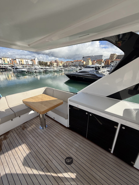 Ferretti 580 (2023) Exterior (img-8)