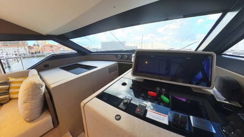 Ferretti 580 (2023) Exterior (img-21)