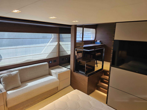 Ferretti 670 - 2024 Exterior (img-35)