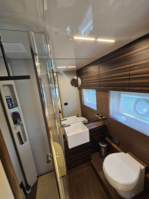 Ferretti 670 - 2024 Exterior (img-23)
