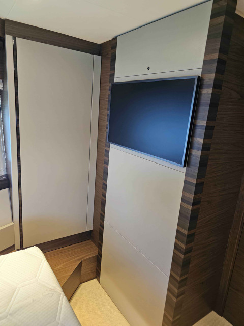 Ferretti 670 - 2024 Exterior (img-20)