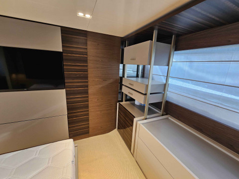 Ferretti 670 - 2024 Exterior (img-26)