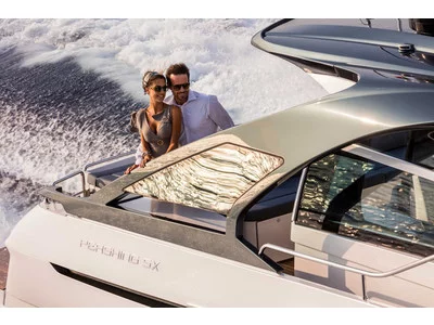 Pershing 5x Exterior (img-7)