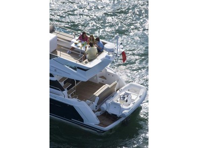 Fairline 42 Exterior (img-2)