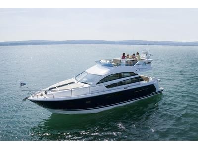 Fairline 42 Exterior (img-16)