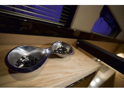 Fairline 42 Exterior (img-12)