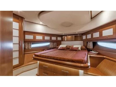 Mochi Craft Dolphin 64' Cruiser Exterior (img-8)