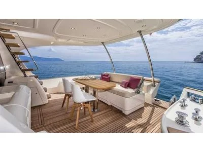 Mochi Craft Dolphin 64' Cruiser Exterior (img-4)