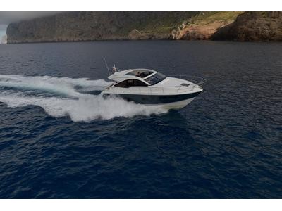 Fairline 48 Open Exterior (img-7)