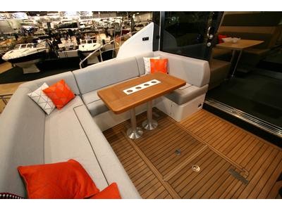 Fairline 48 GT Exterior (img-4)