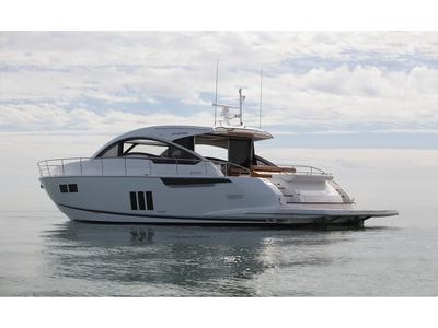 Fairline 62 GT Exterior (img-1)