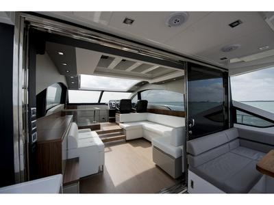 Fairline 62 GT Exterior (img-5)