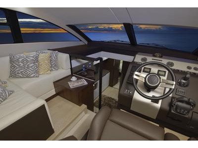 Fairline 48 Exterior (img-6)