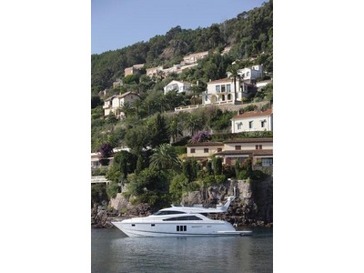 Fairline 60 Exterior (img-17)